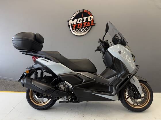 YAMAHA XMAX 300 CONNECTED ABS YAMAHA XMAX 300 CONNECTED ABS